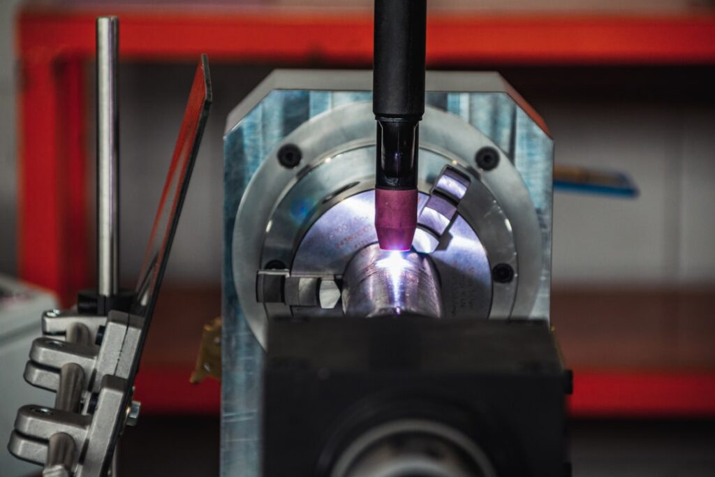 inductively coupled plasma analytical torch in operation