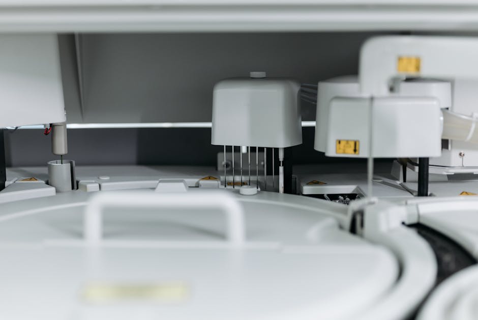 ICP laboratory analysis equipment with plasma torch and trace metals testing