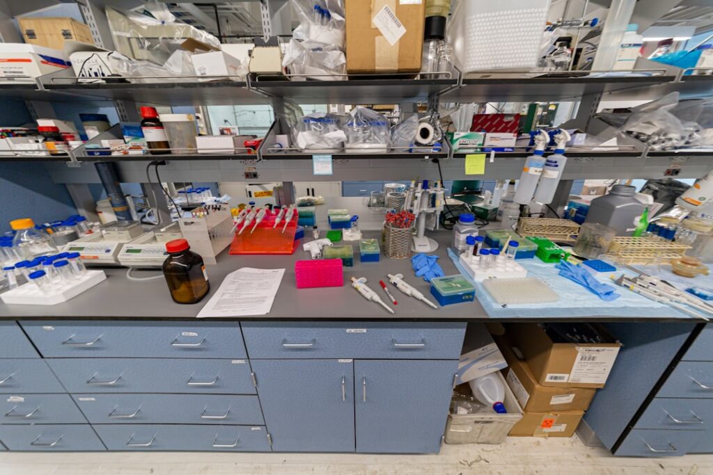 modern analytical chemistry laboratory setup